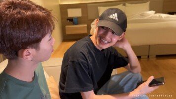 ต้าวเจ๋ง ลั้นลาเป็นพิเศษทำความรู้จักเจมส์เด็กใหม่ควยใหญ่มากก่อนเย็ด แนะนำตัวเขินๆแต่เริ่มเงี่ยนแล้ว น้องเจมส์โดนพี่มาร์ชเย็ดขณะอมควยต้าวเจ๋ง