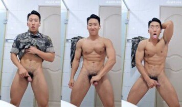 คลิปหลุดทหารเกาหลีชักว่าวแนวโรคจิต วีดีโอคอลให้ทำท่าแปลกๆขณะชักว่าว พี่เขาก็สุดจริงแมนๆแหกตูดทำท่าสาวให้ดู แต่หุ่นแซ่บซิกแพคแน่นๆ